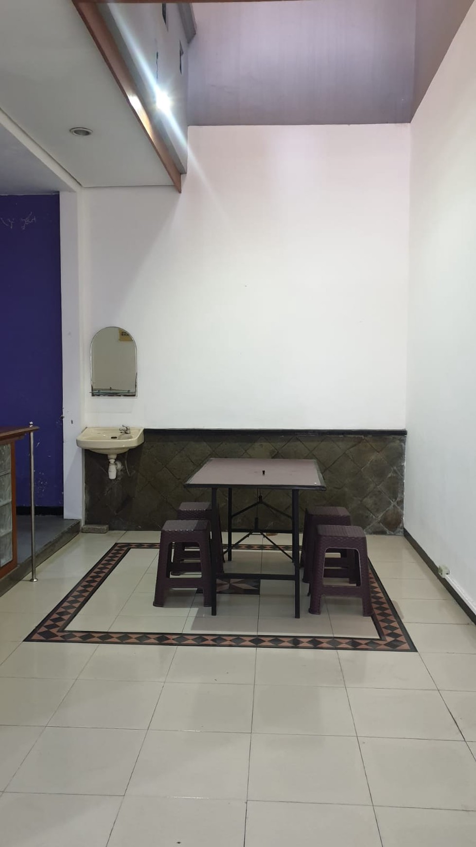 Rumah Hitung Tanah Area Cipete