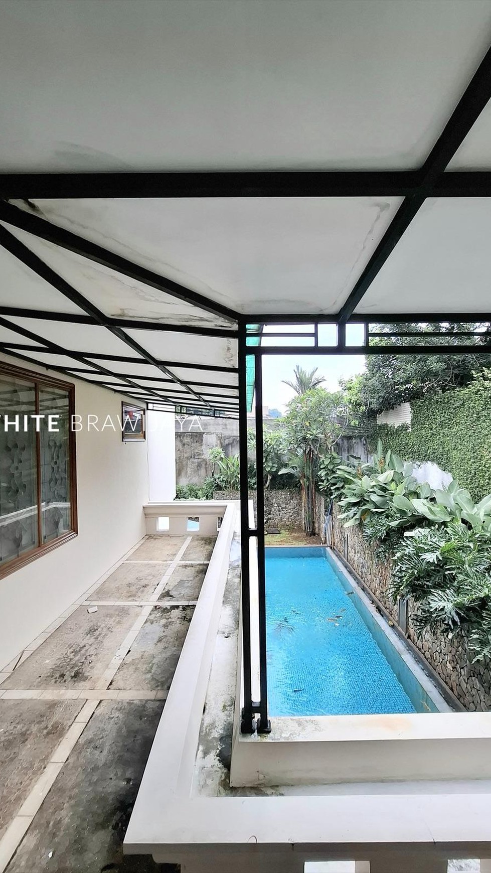 Rumah Hitung Tanah Area Cipete