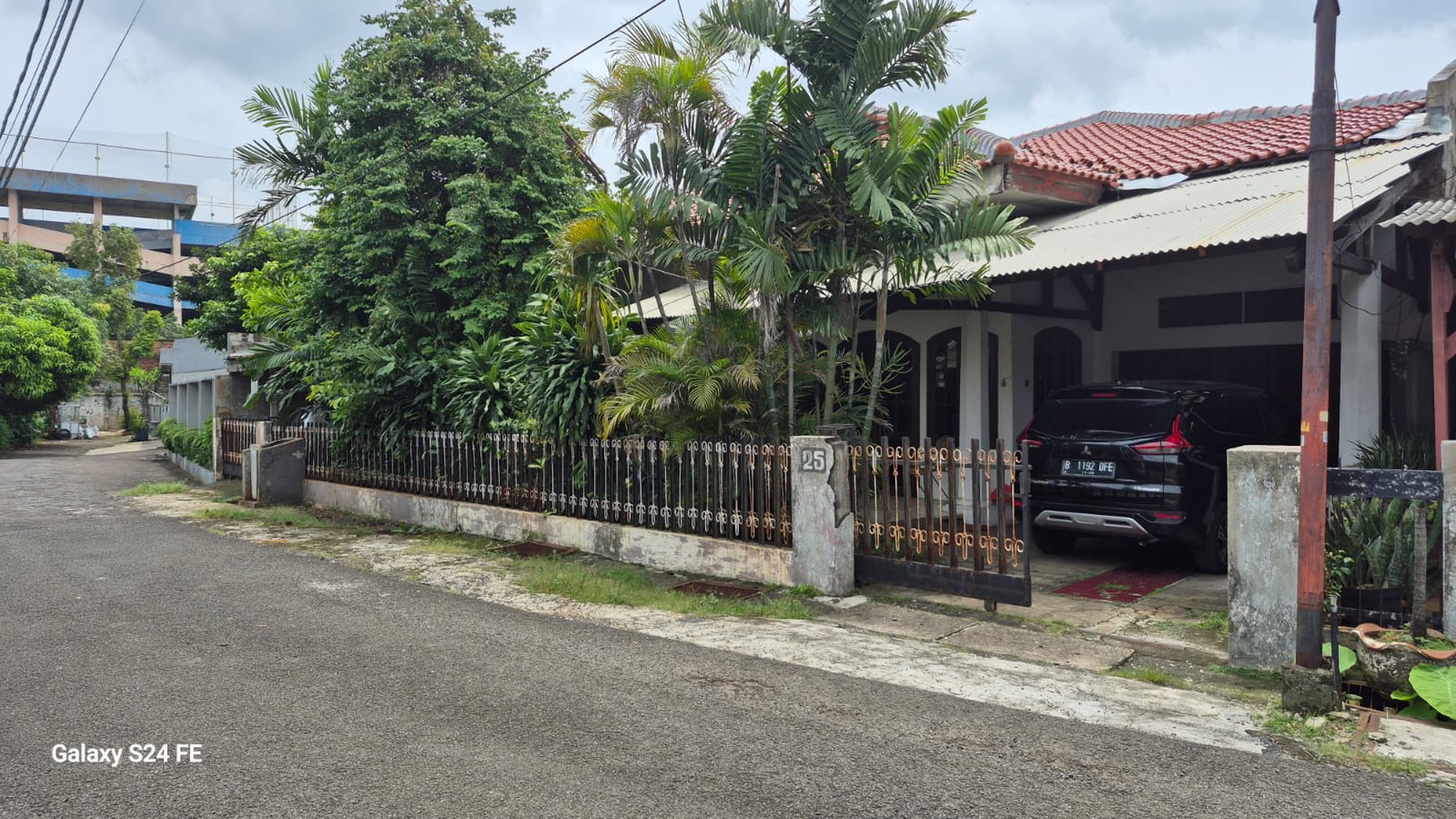 dijual