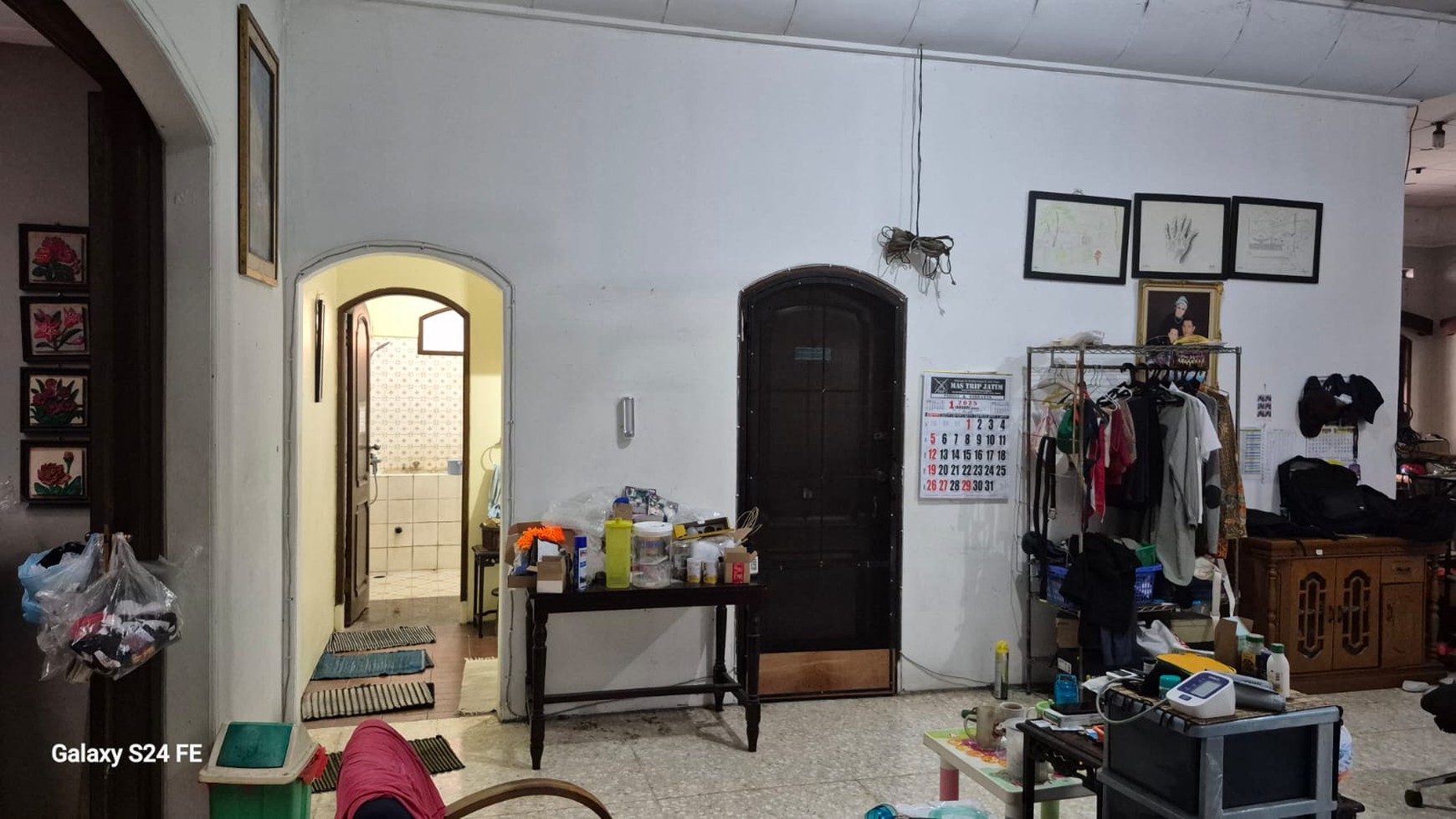 dijual