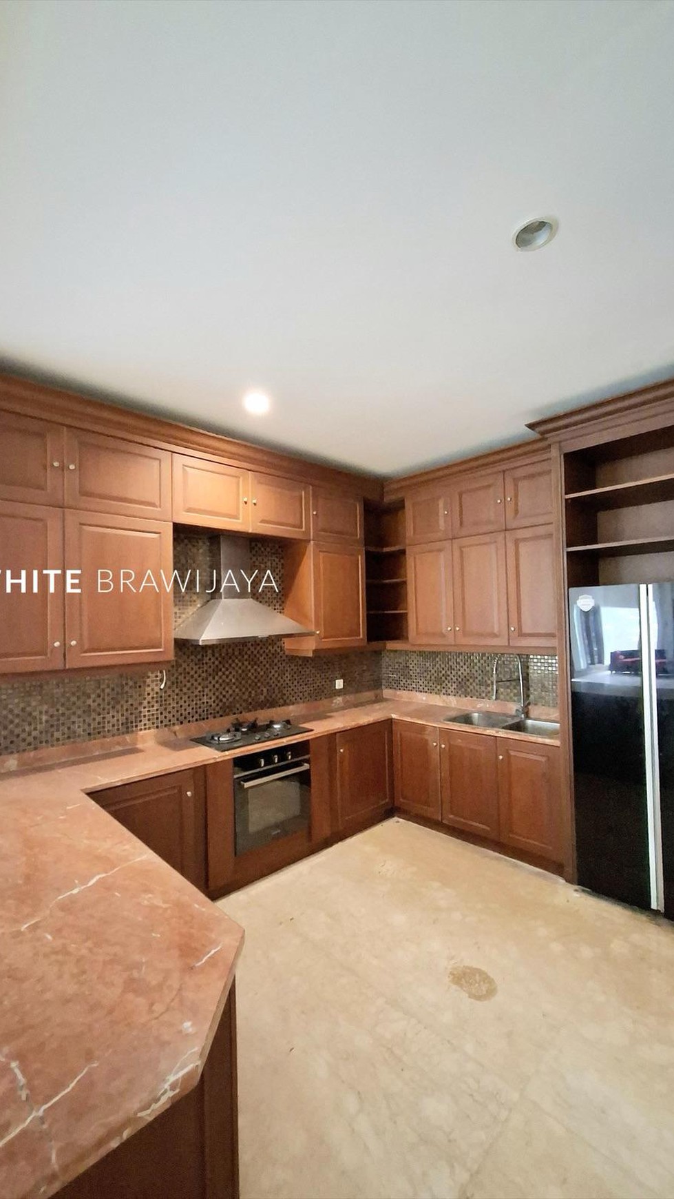 Tropical Modern Home Area Lebalk Bulus