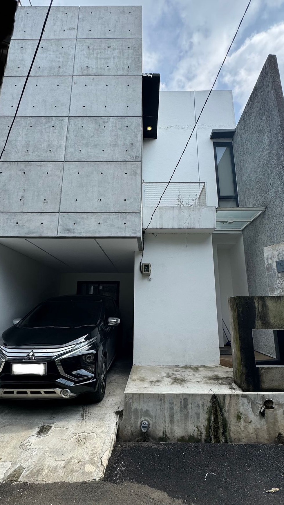 Rumah Minimalis Siap Huni di Graha Bunga Bintaro Pondok Aren Tangerang Selatan