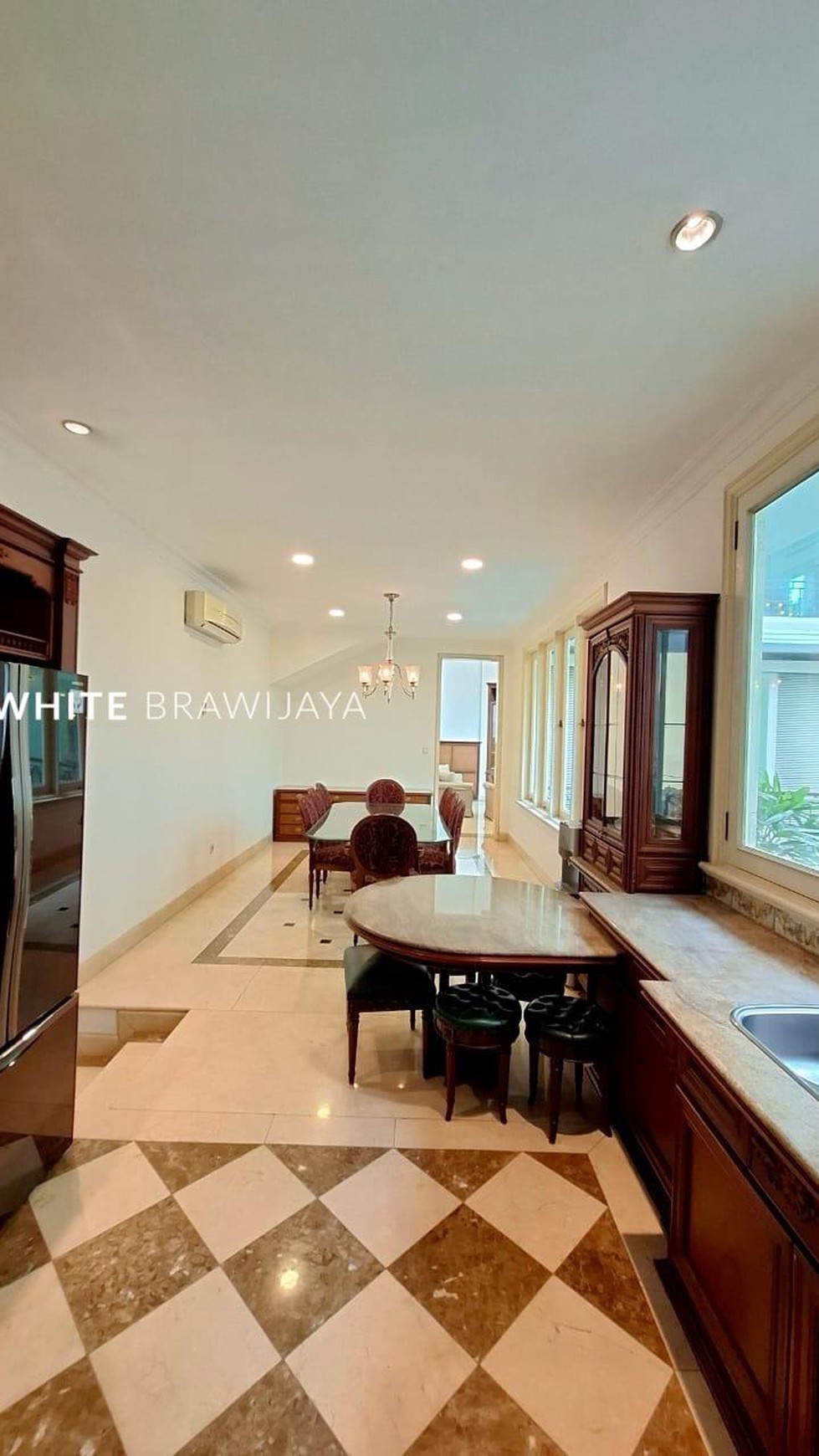 Tropical Modern Home Tirtayasa Kebayoran Baru