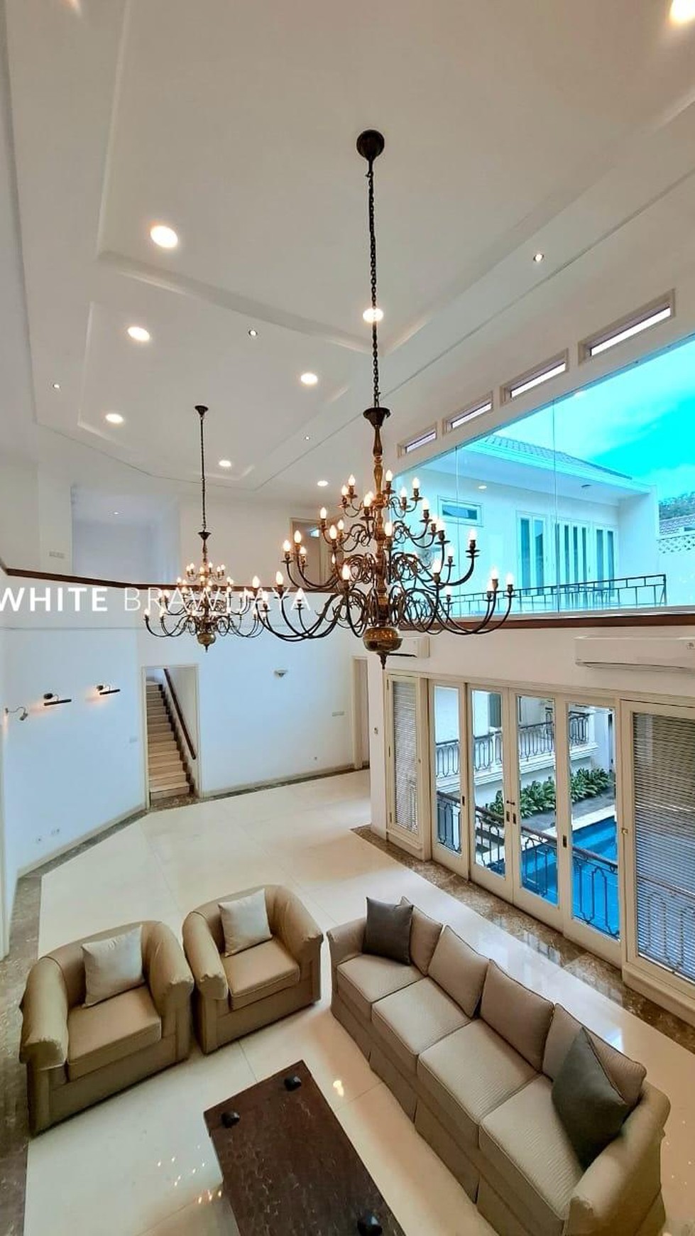 Tropical Modern Home Tirtayasa Kebayoran Baru