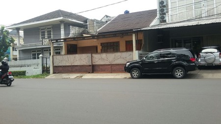 Rumah Sektor 1 Bintaro JakSek jalan utama, bisa pakai usaha...