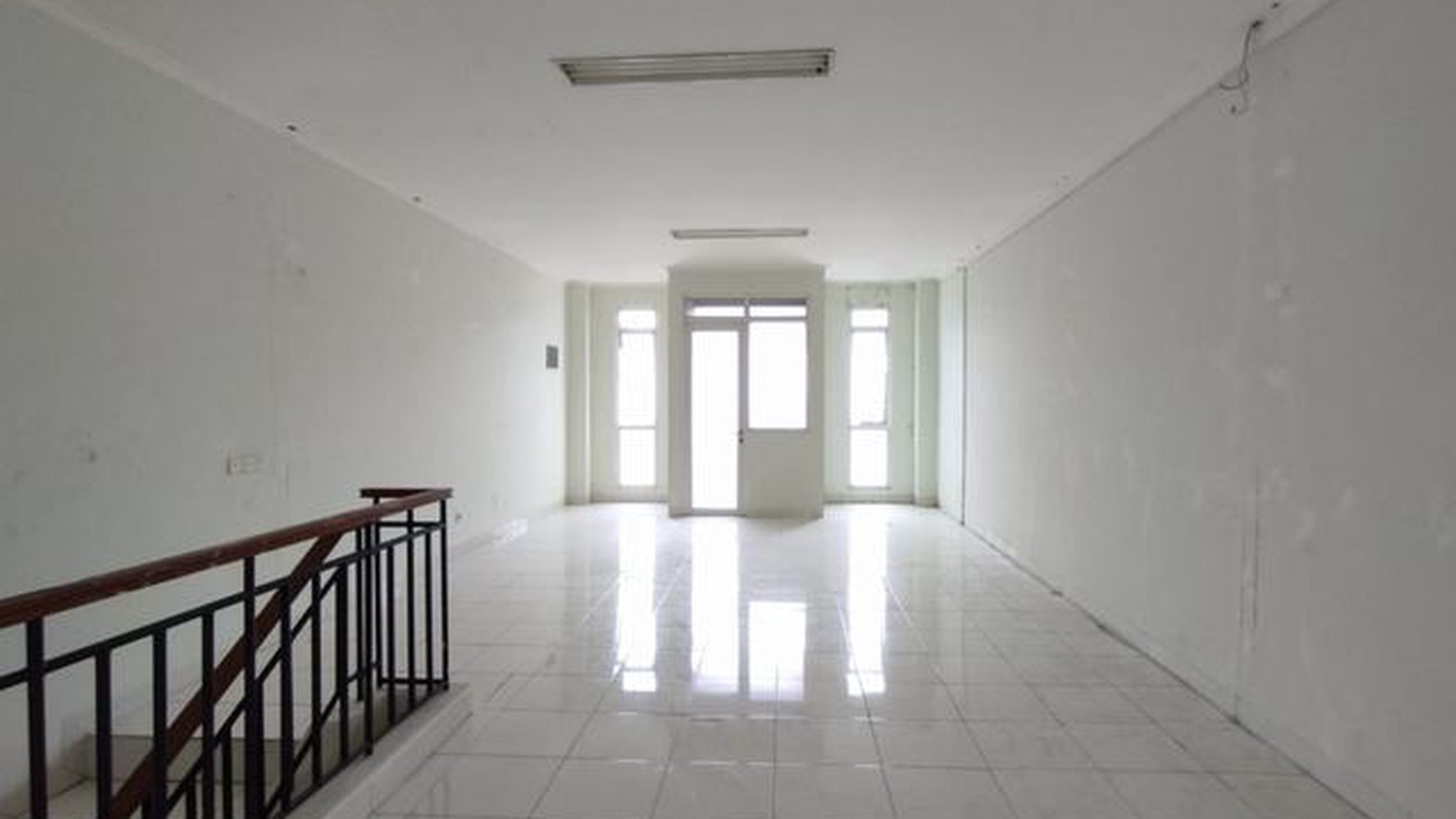 Dijual ruko Graha Boulevard Gading Serpong Tangerang