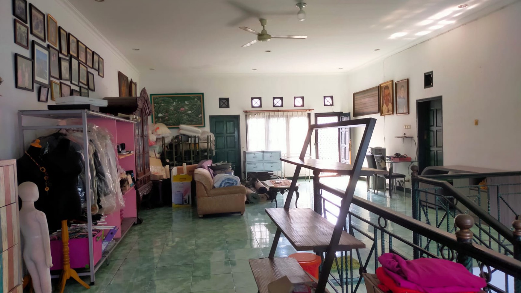 Rumah 2 Lantai, bebas banjir, lokasi strategis di Bintaro Sektor 2