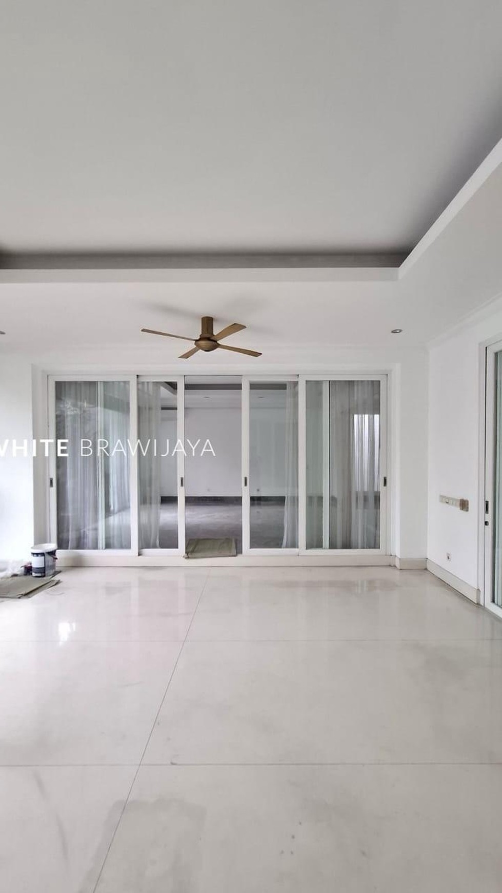 Rumah Modern Lokasi Tenang Area Kebayoran Baru