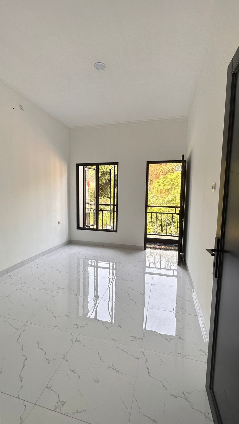 Best Price. Rumah bagus Beranda Serpong, Ciater