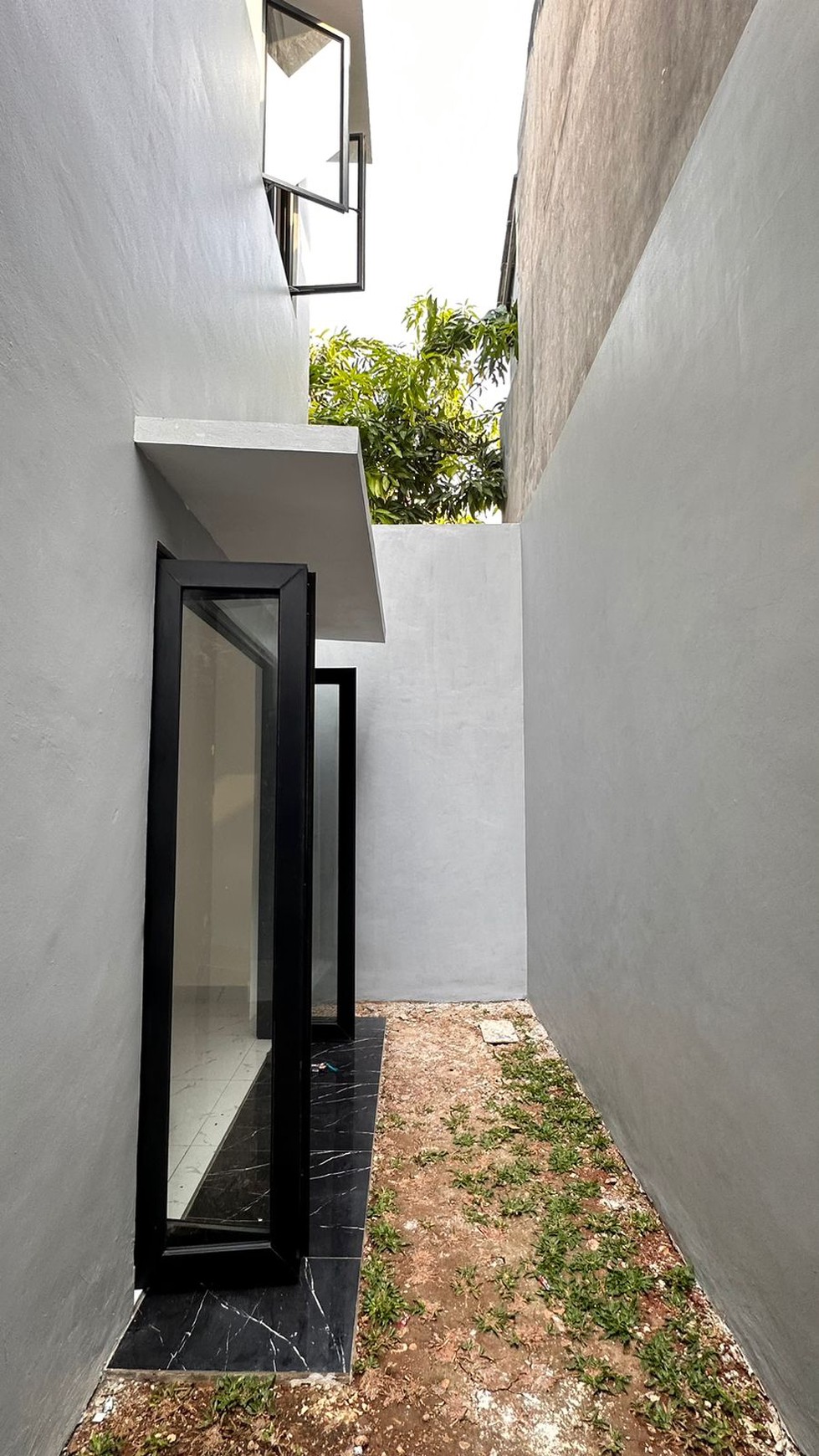Best Price. Rumah bagus Beranda Serpong, Ciater