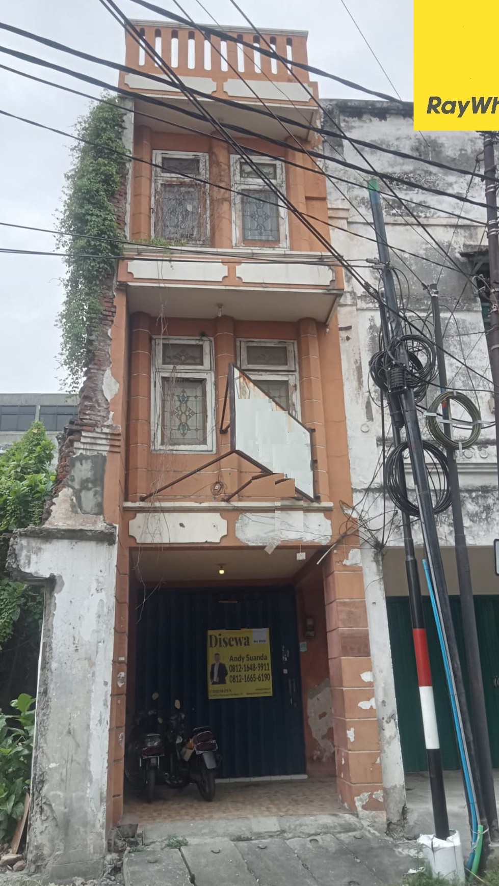 Rumah Hitung Tanah Area Cipete