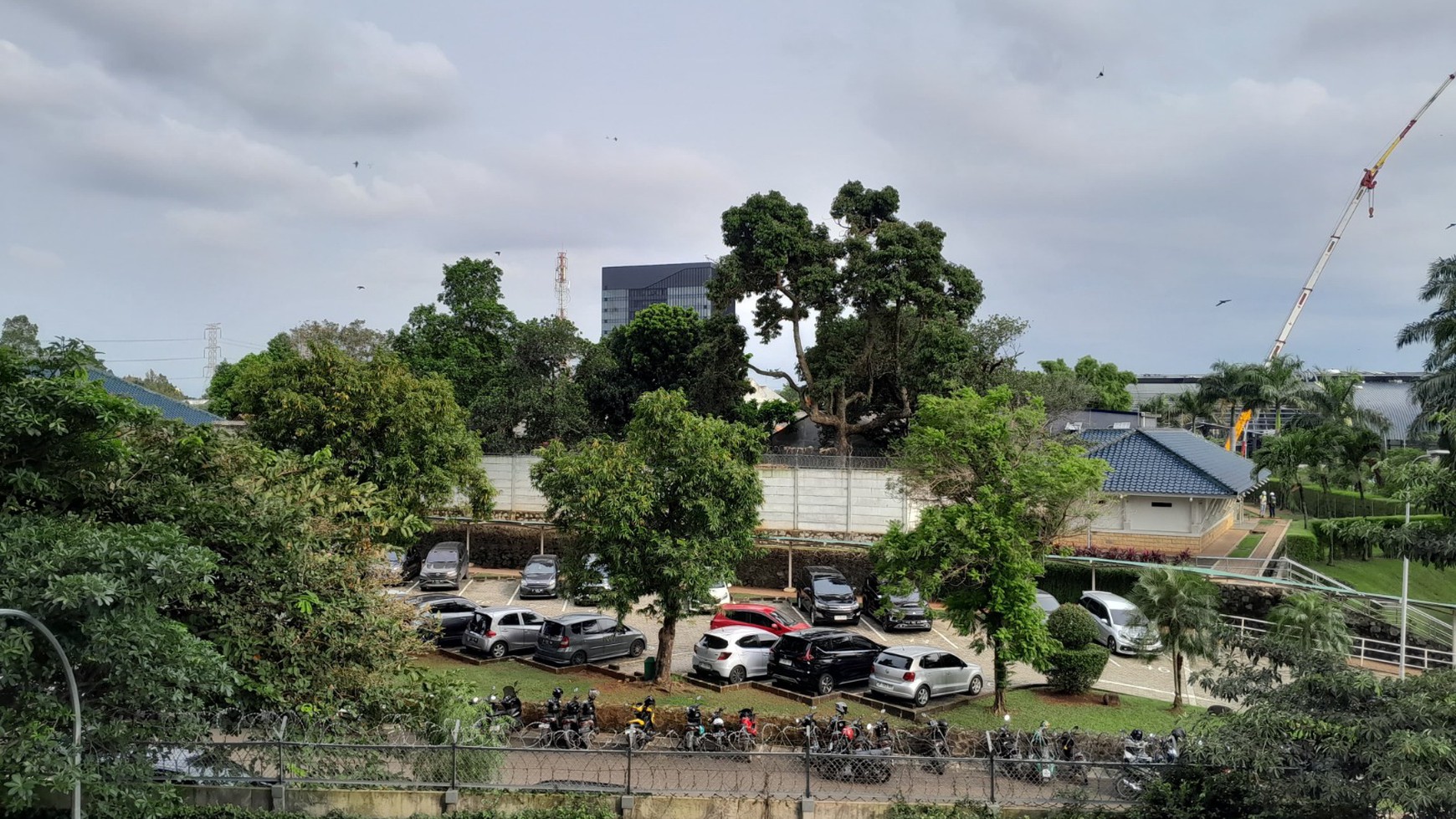 Rumah Hitung Tanah Area Cipete