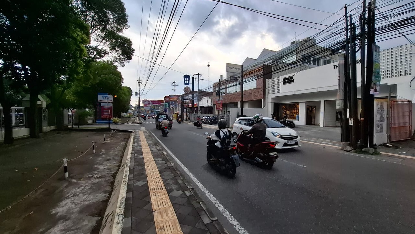 Ruko 1 lantai di seturan raya caturtunggal depok sleman yogyakarta