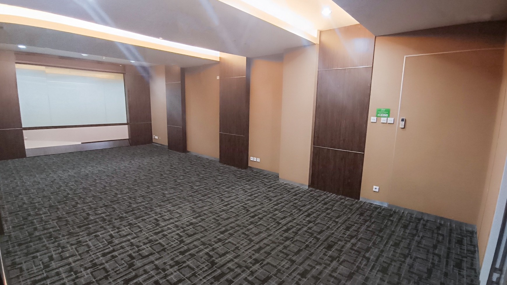 Dijual Office Space Di Thamrin City ,Lokasi Prime. Big Area 447 M2.,Full renovated