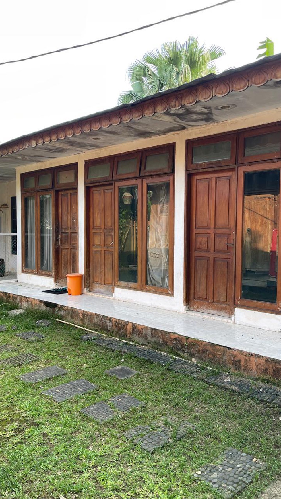 Rumah mewah hook di Simprug Kebayoran Lama Jakarta Selatan