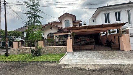 Rumah rapih, bagus dan Asri, lingkungan nyaman siap huni di Bintaro