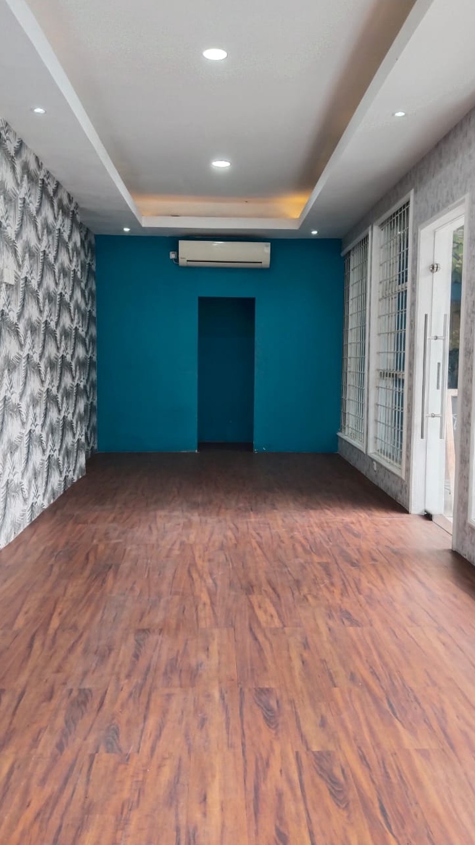 Ruang Kantor Minimalis Siap Huni