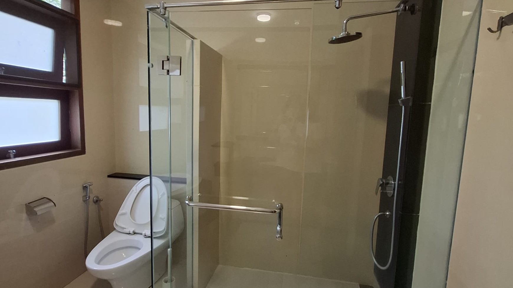 Dijual: Rumah Mandiri Mewah di BSD city