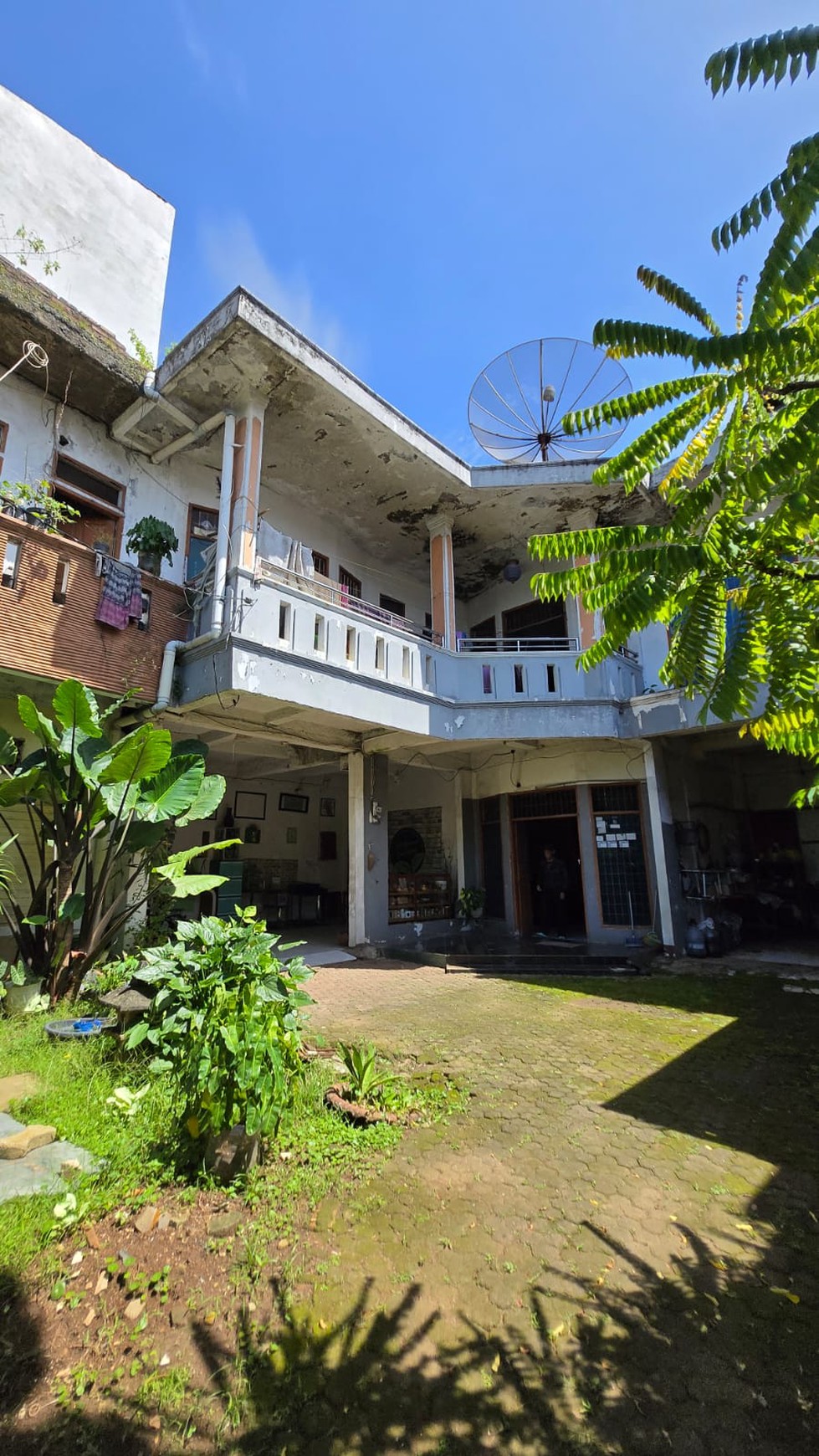 Rumah di Limo, Dekat ke Pintu Tol - Harga Nego