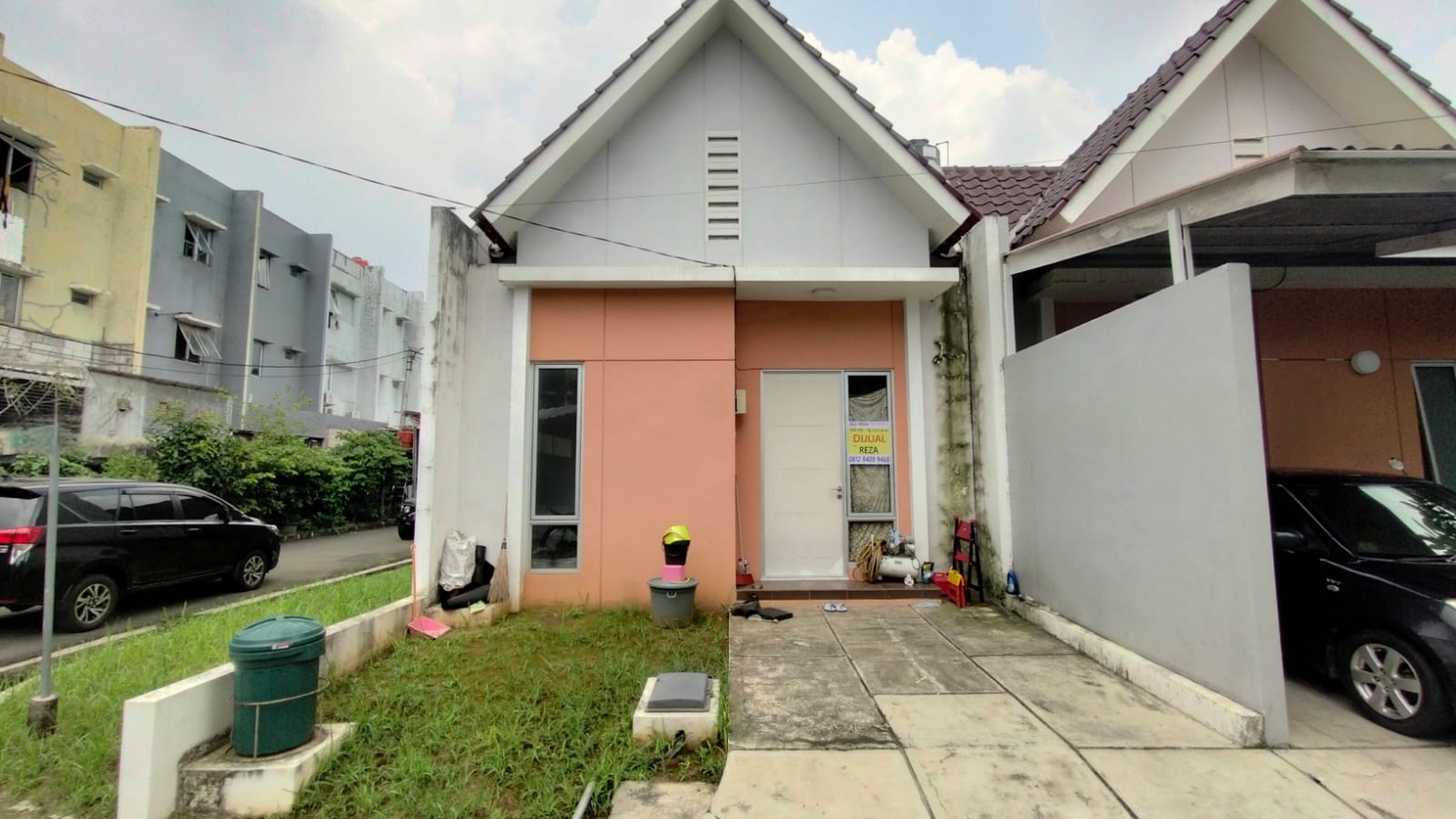 Flash Sale. Rumah minimalis cluster Catalina Navona Village, Gading Serpong