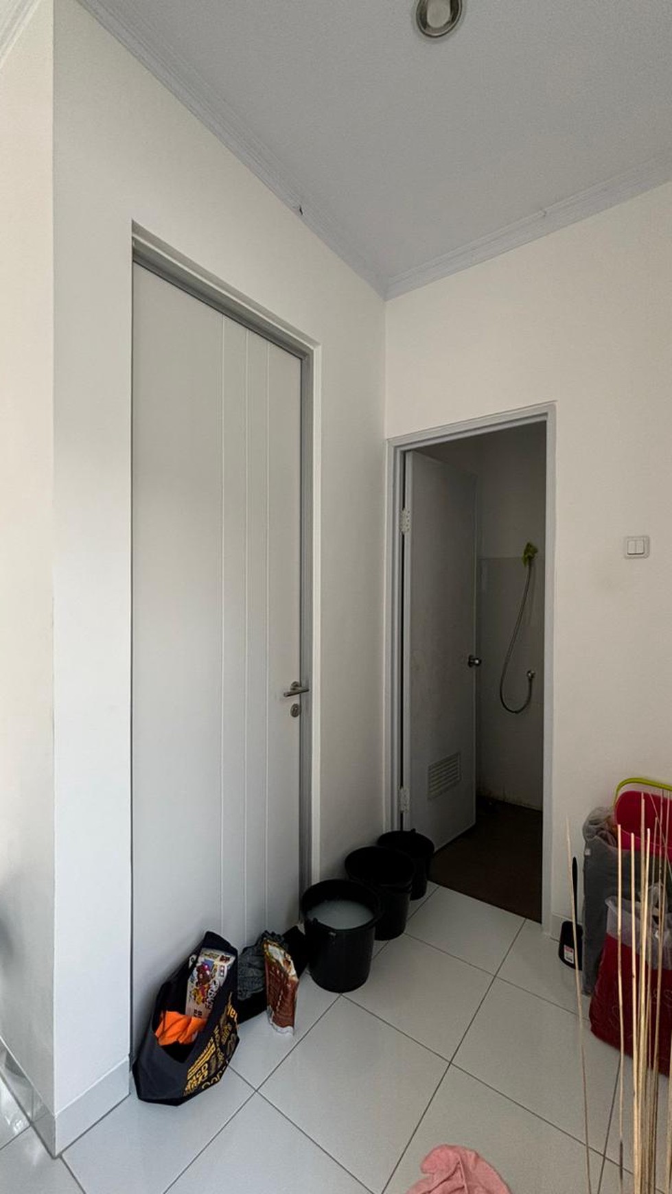 Flash Sale. Rumah minimalis cluster Catalina Navona Village, Gading Serpong