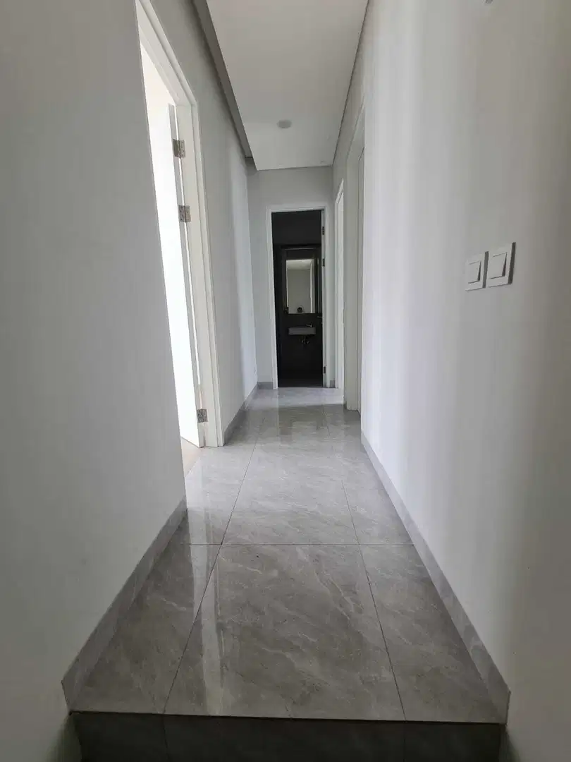Termurah. Rumah mewah Greenwich Park Aether, BSD