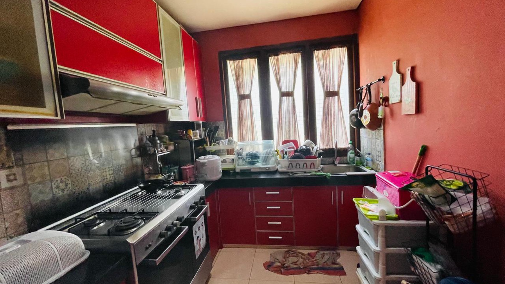 Dijual Cepat Rumah ada swimming pool,dalam cluster di Bintaro Jaya 7