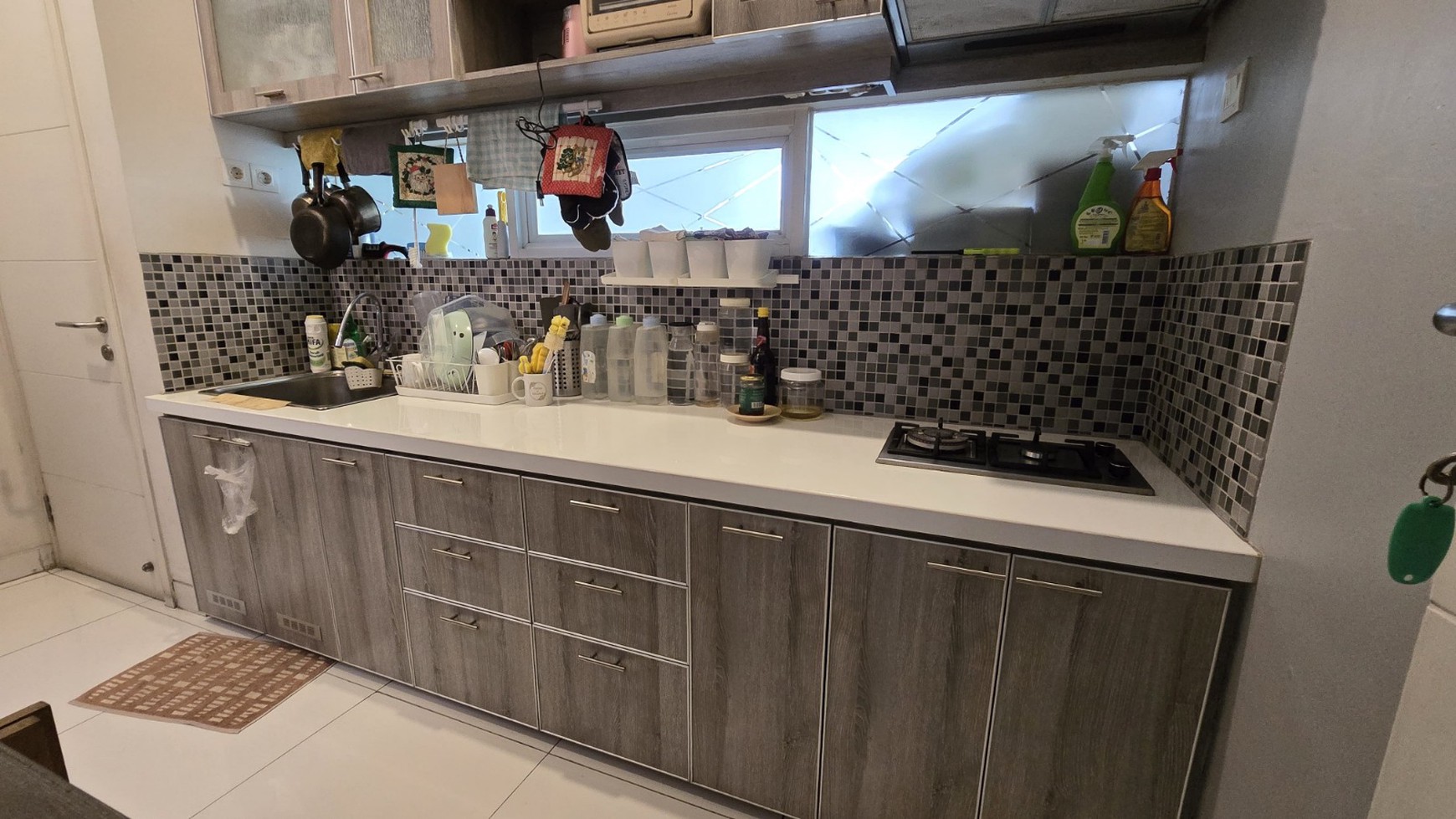 Rumah Siap huni,jalan lebar,securty 24 jam di Bintaro Jaya 9