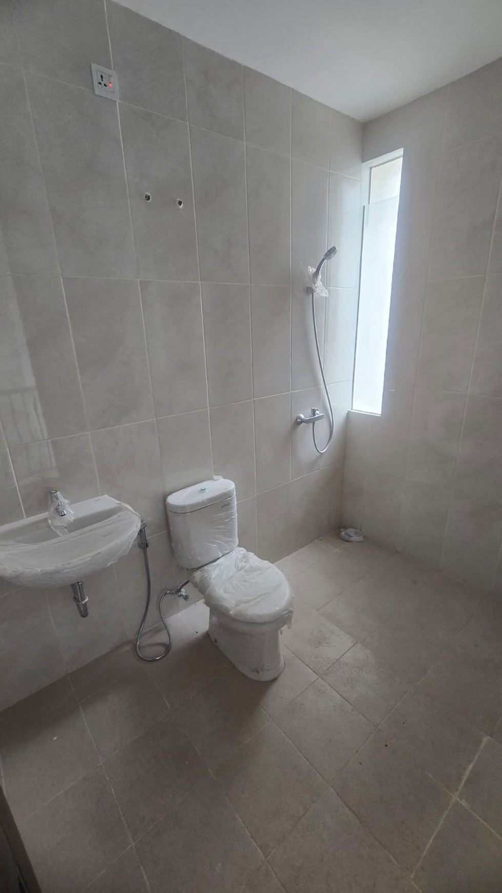 Rumah Baru di Serpong Cisauk