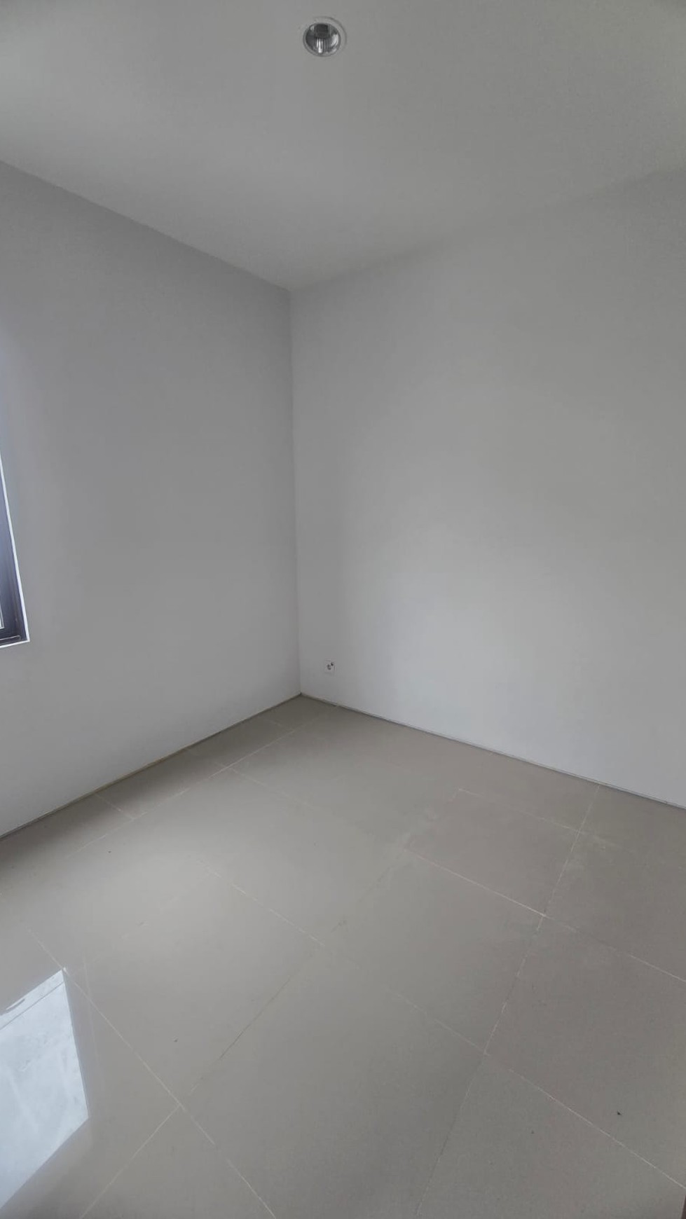 Rumah Baru di Serpong Cisauk