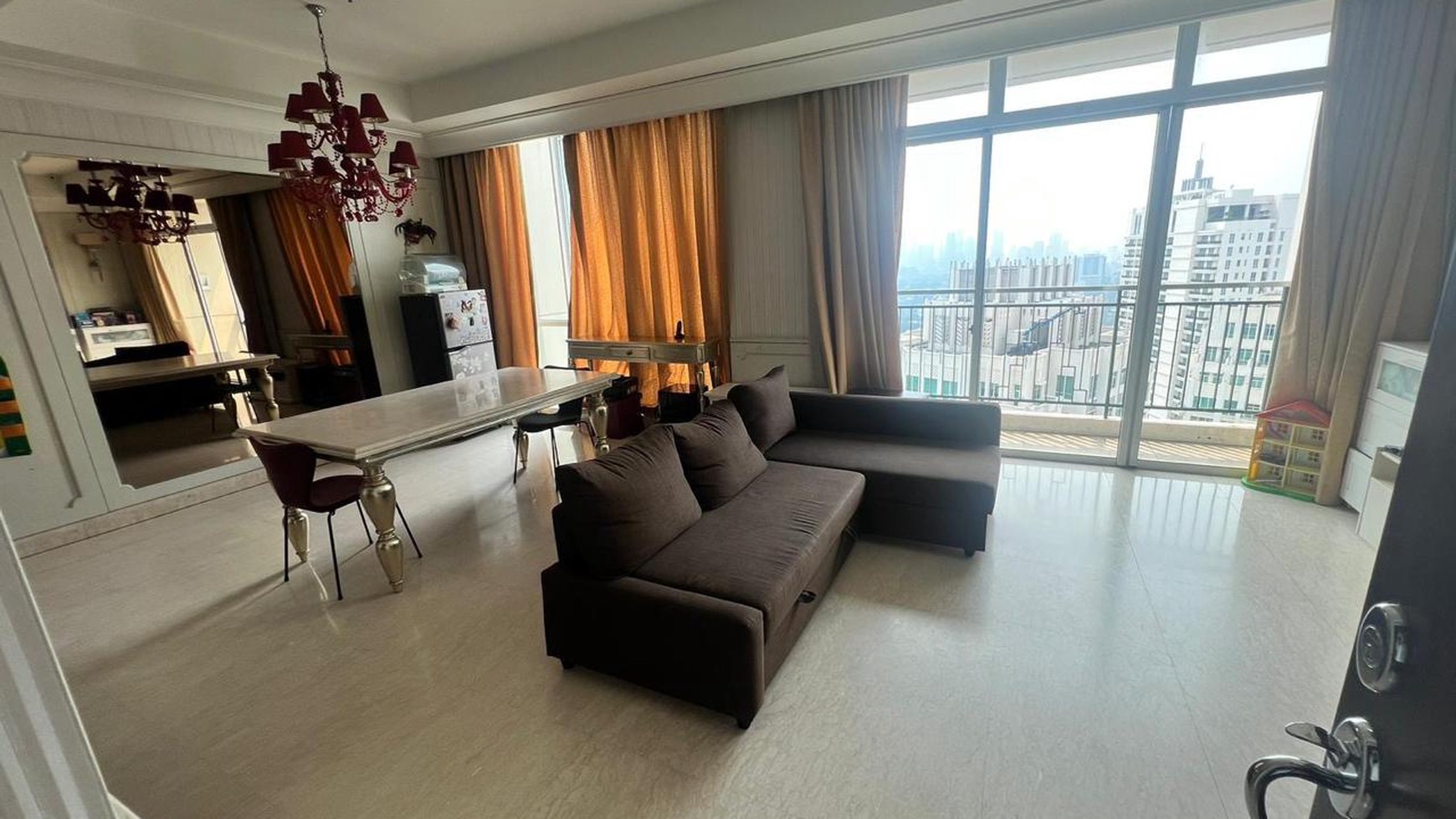 DIJUAL APARTEMEN PAKUBUWONO TOWER REDWOOD JAKARTA SELATAN