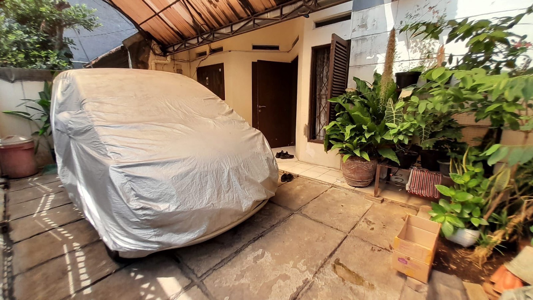 Rumah Hitung Tanah Area Cipete