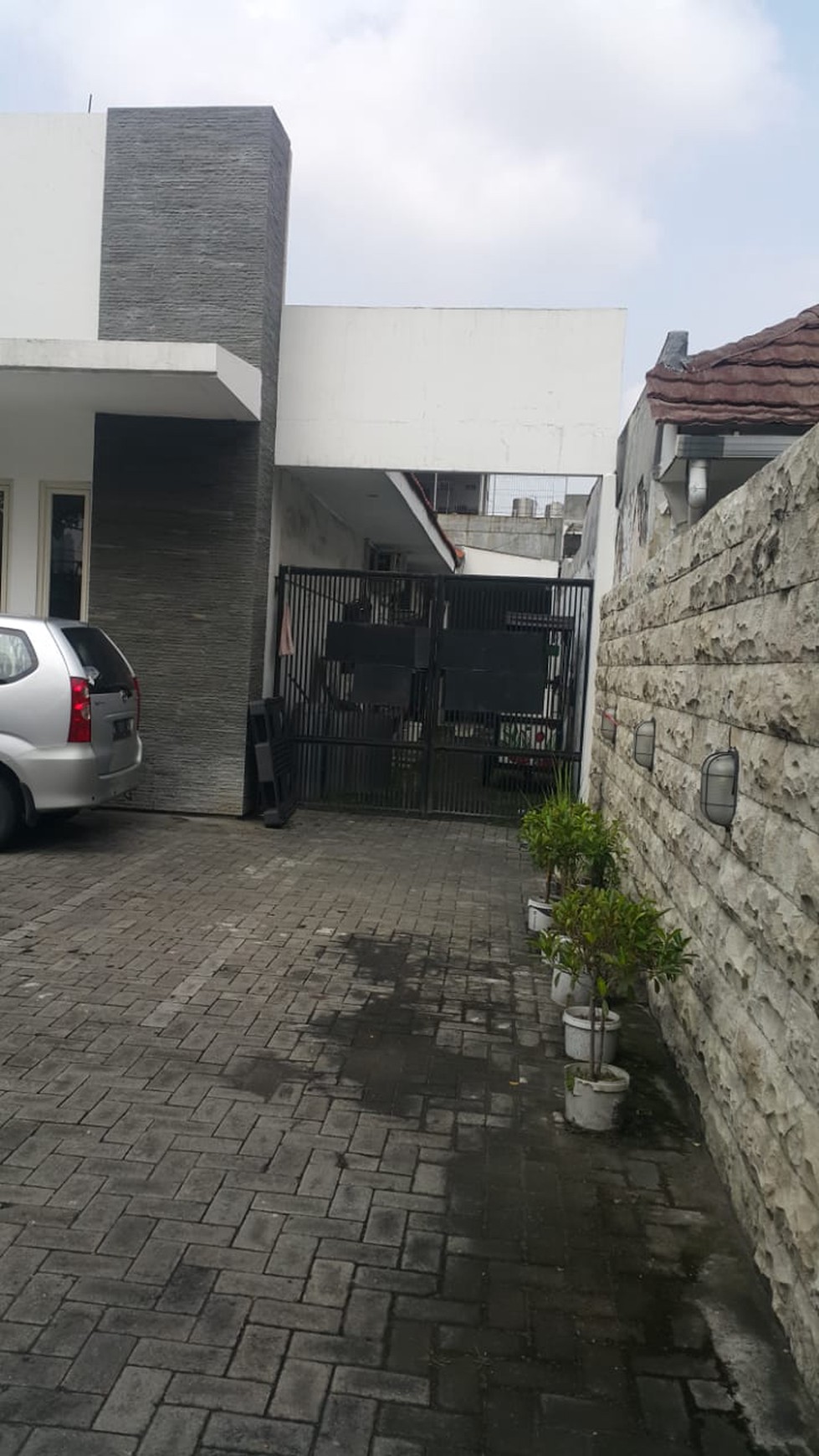 Rumah Hitung Tanah Area Cipete