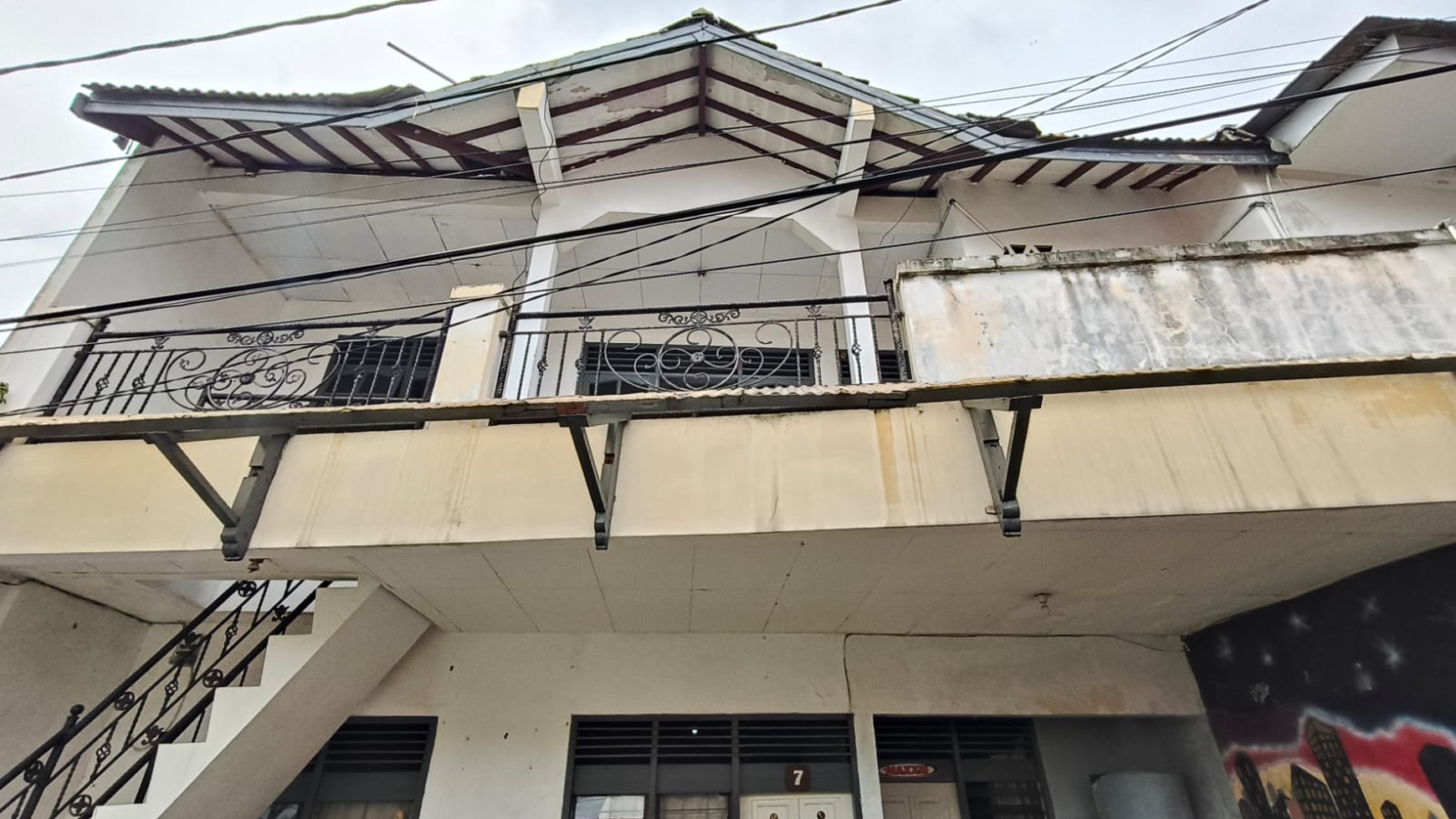 Rumah Hitung Tanah Area Cipete