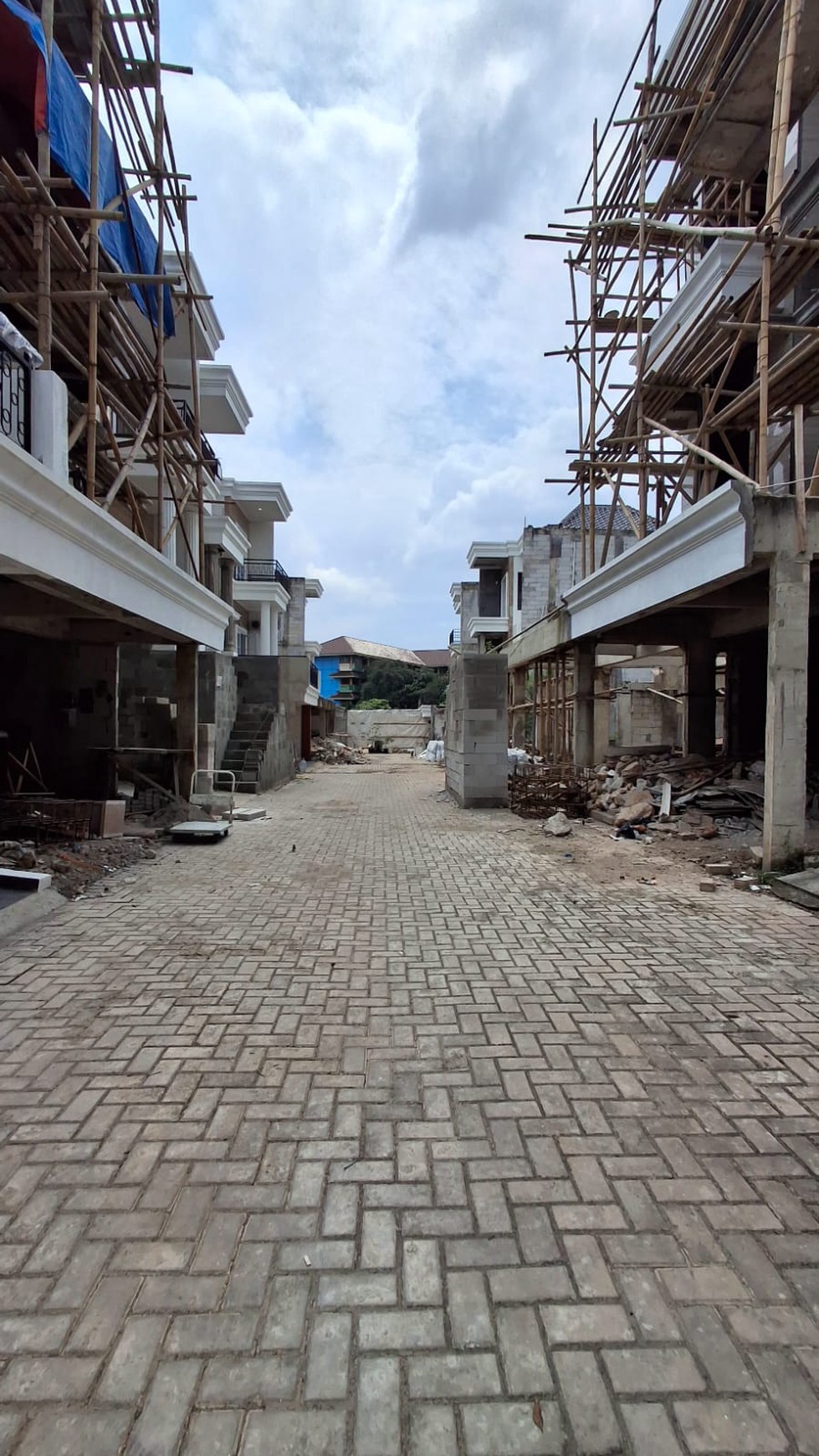 Rumah Brand New Siap Huni di ''Kampung Jerman'' Pesanggrahan