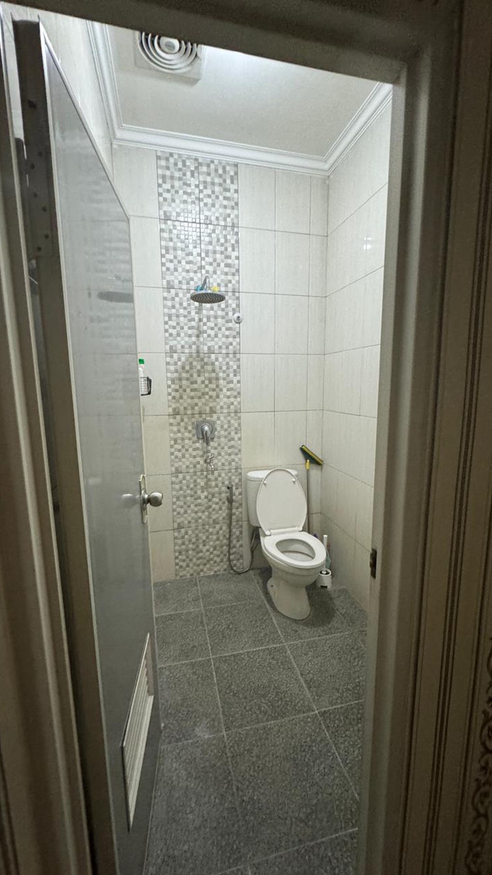 Flash Sale. Rumah bagus Graha Bunga Graha Raya, Bintaro