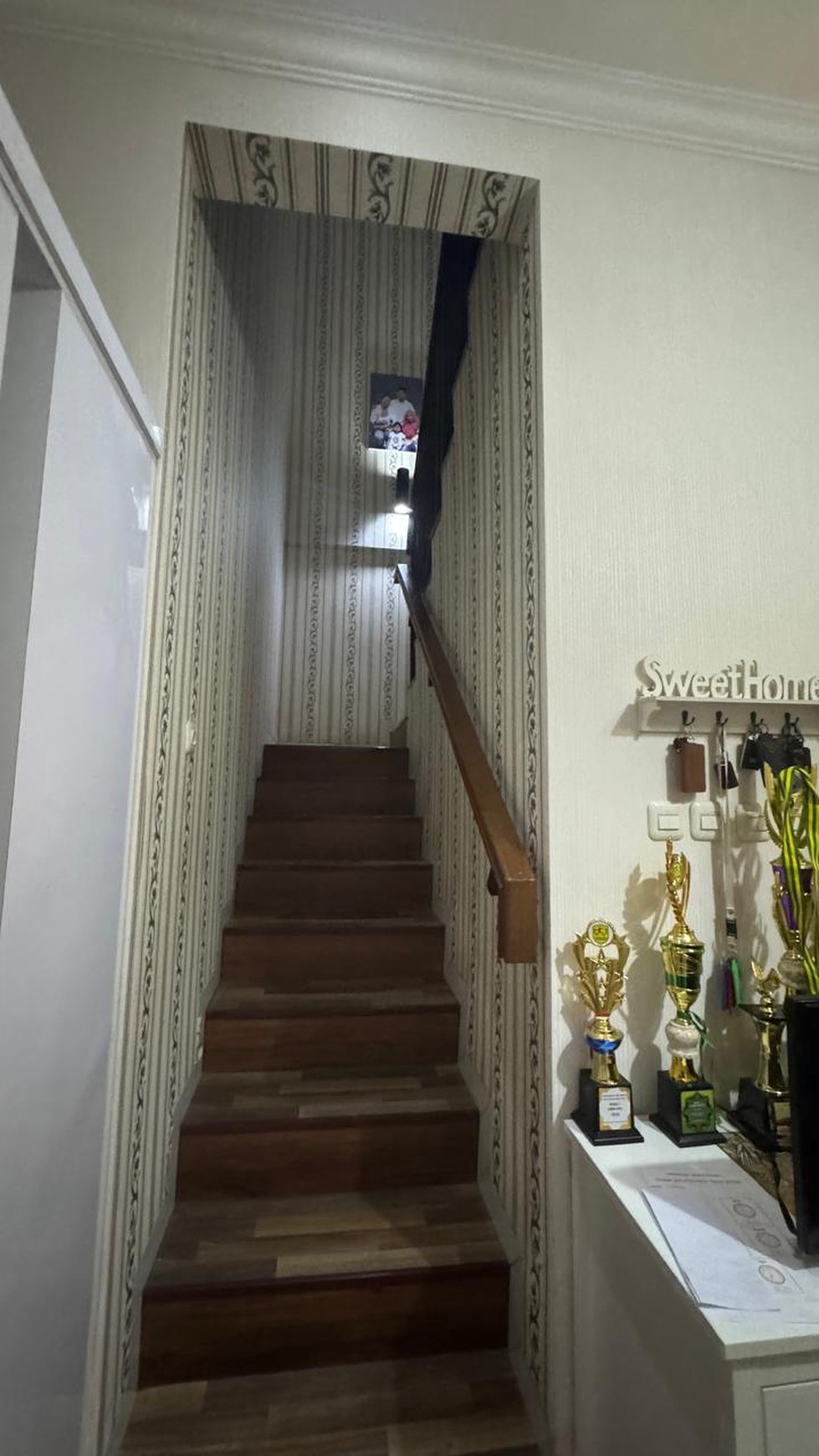 Flash Sale. Rumah bagus Graha Bunga Graha Raya, Bintaro