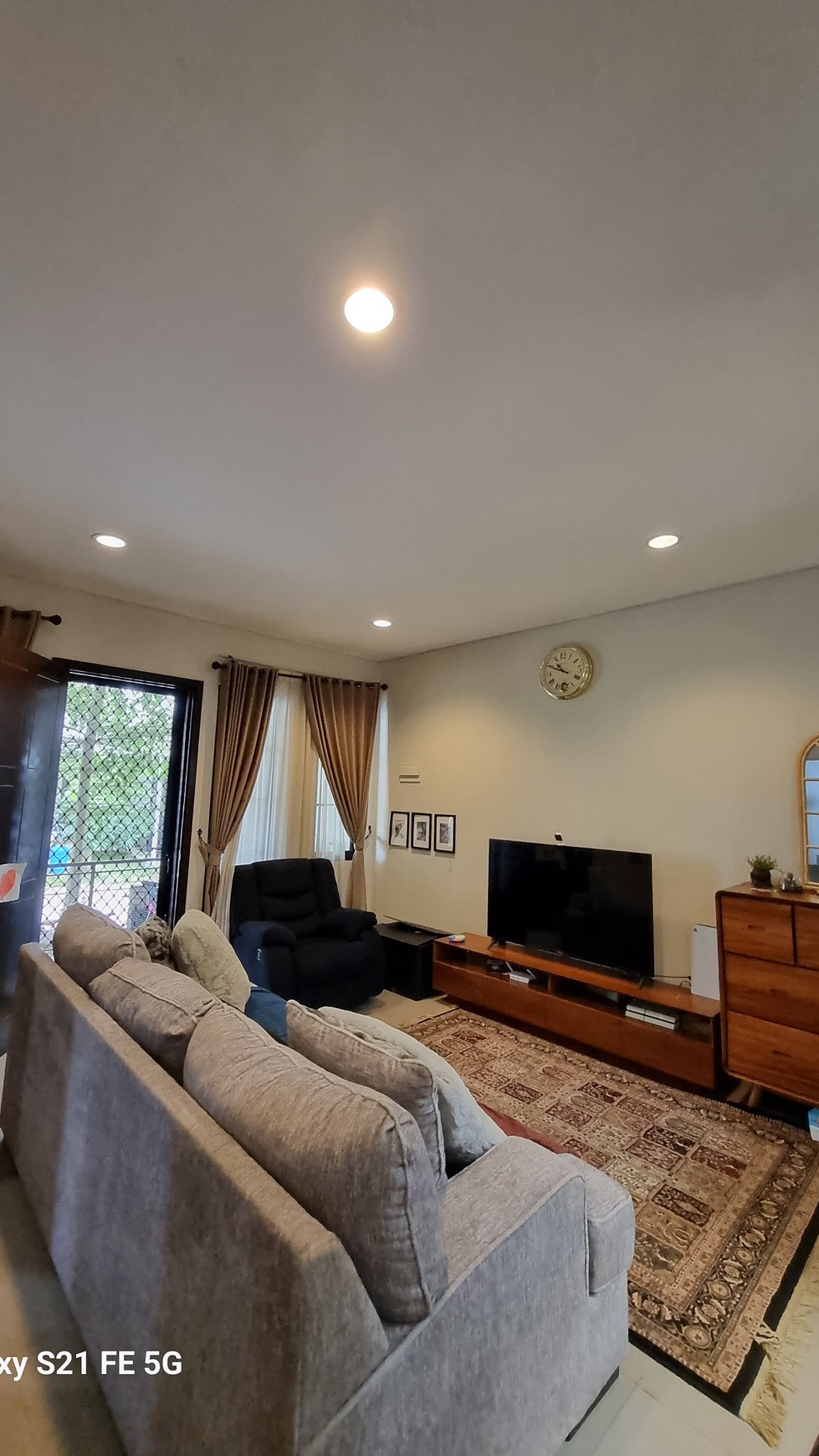 Rumah Bagus di The Savia BSD City Semi Furnished Dekat Toll
