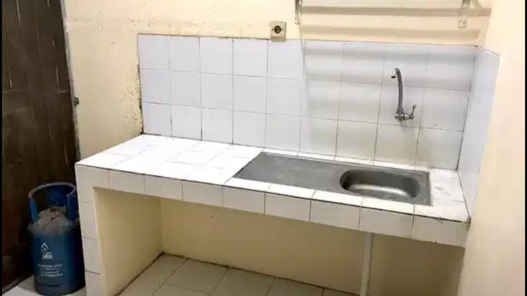 Fast Rent. Rumah 2 lantai Serpong Garden Green Park, Cisauk