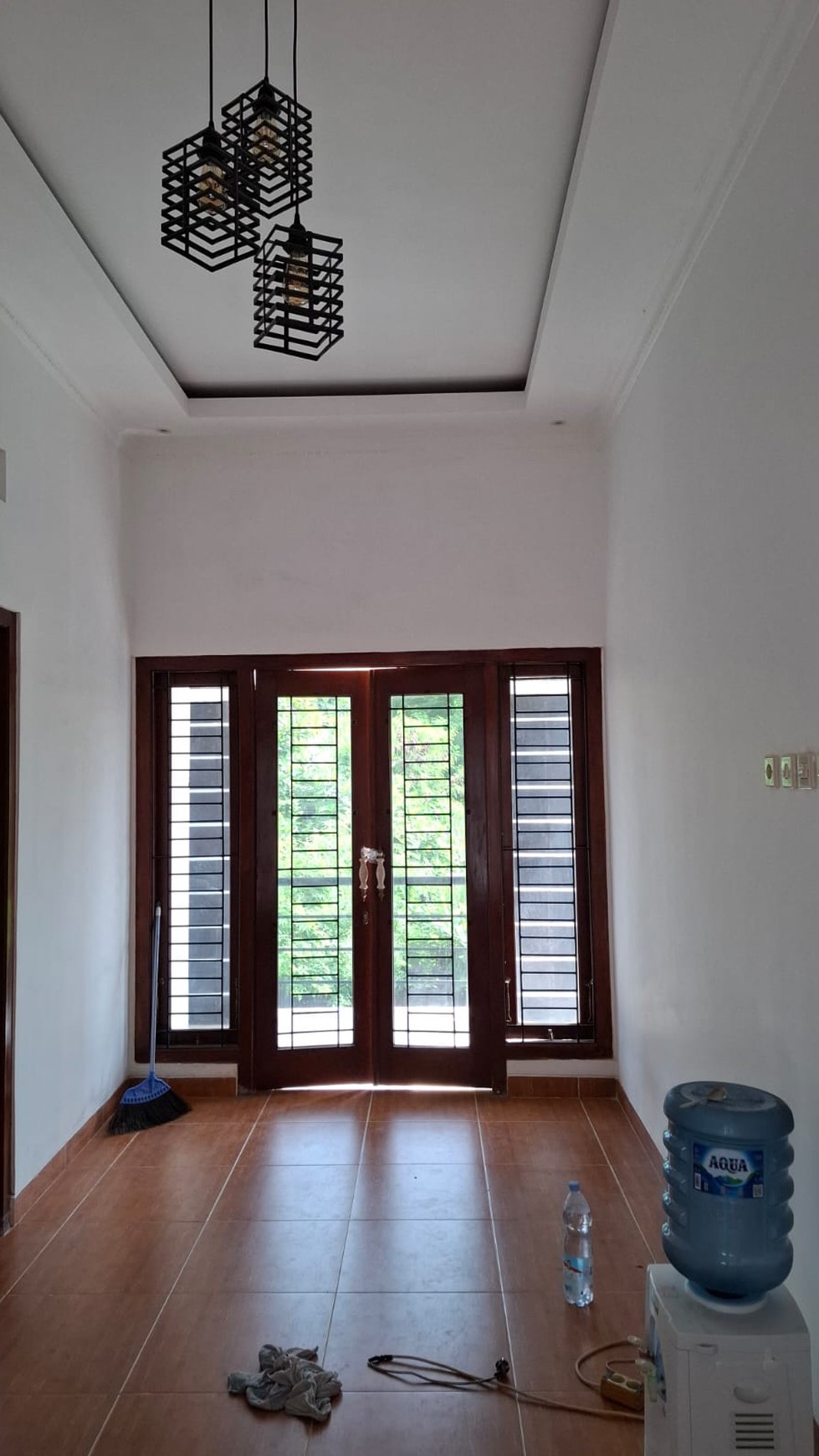 Jual Rumah 2 lantai dekat kampus UGM dalam perumahan di jl monjali Ngaglik Sleman Yogyakarta