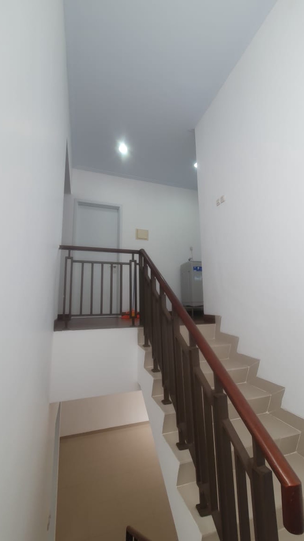 Rumah 2 Lantai di Cibubur Country Cikeas