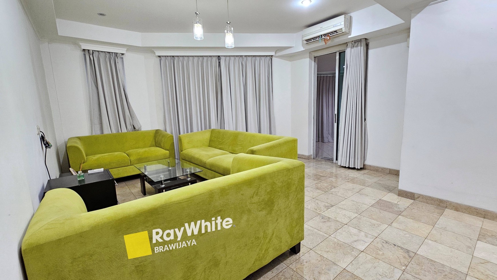 Rumah Hitung Tanah Area Cipete