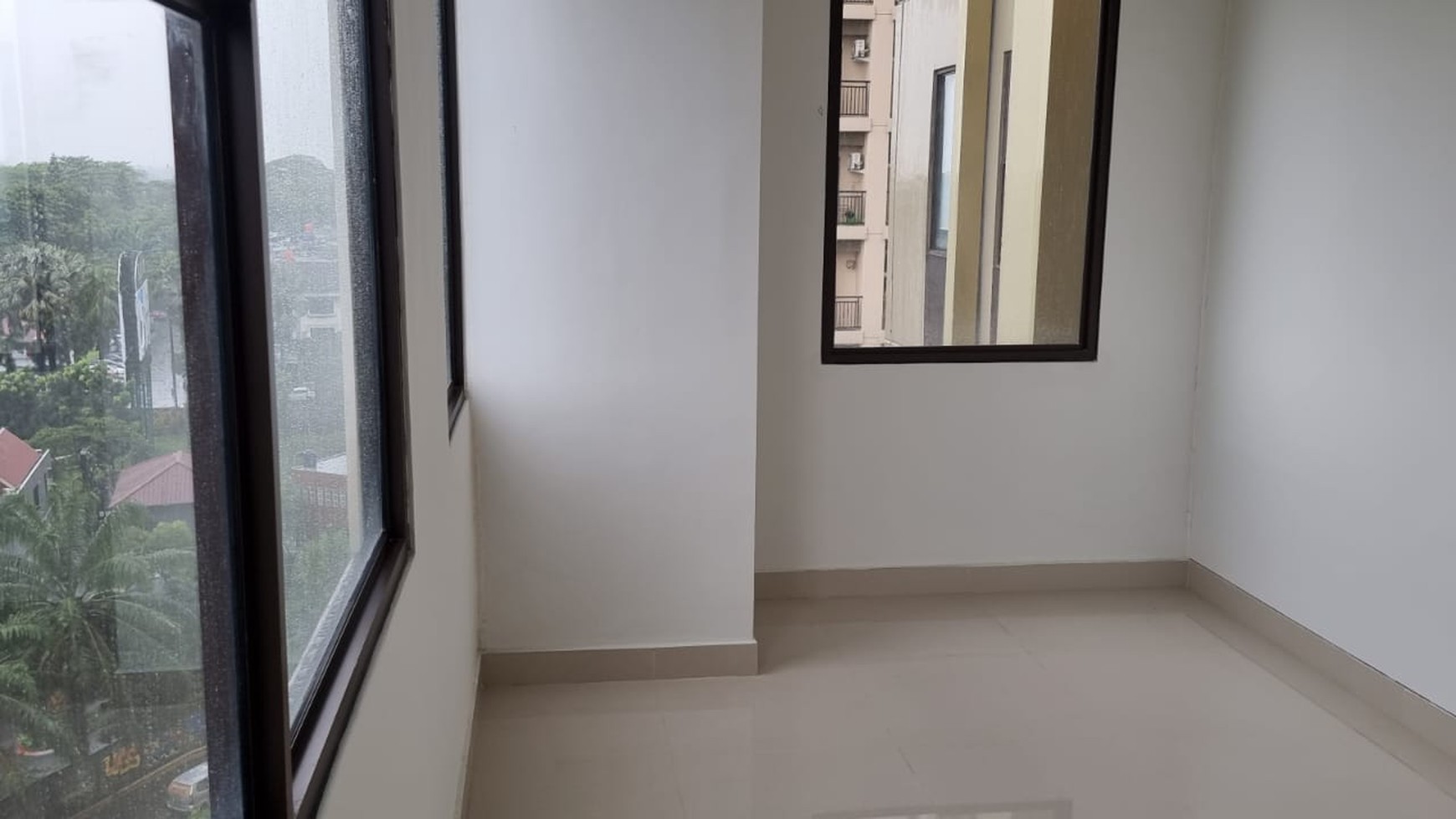 Low Price!! Unit 2 Bedroom - Apartemen Trans Park Cibubur