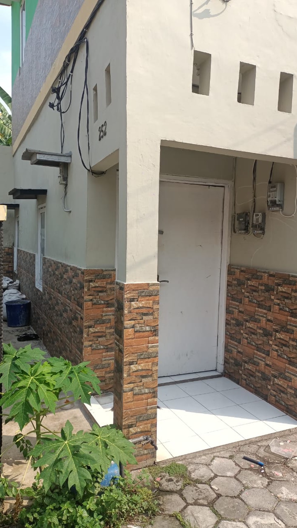 Dijual rumah kost murah di surabaya