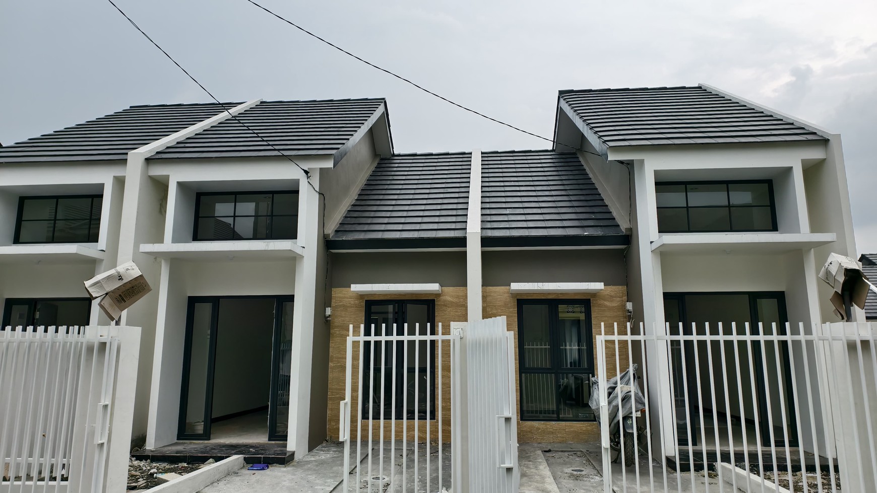 Dijual Rumah Siap Huni di Rungkut Surabaya Timur - Dijual Harga 700 Jutaan