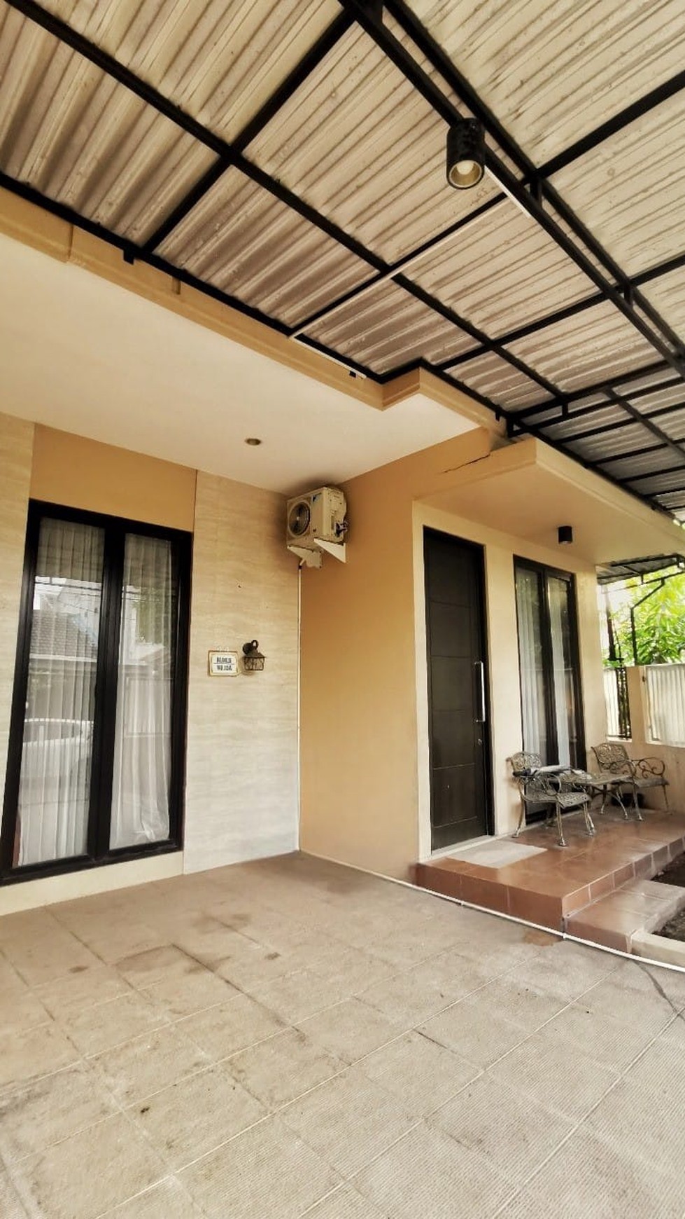Dijual Rumah 2 Lantai Dekat Jalan MERR Rungkut, Surabaya