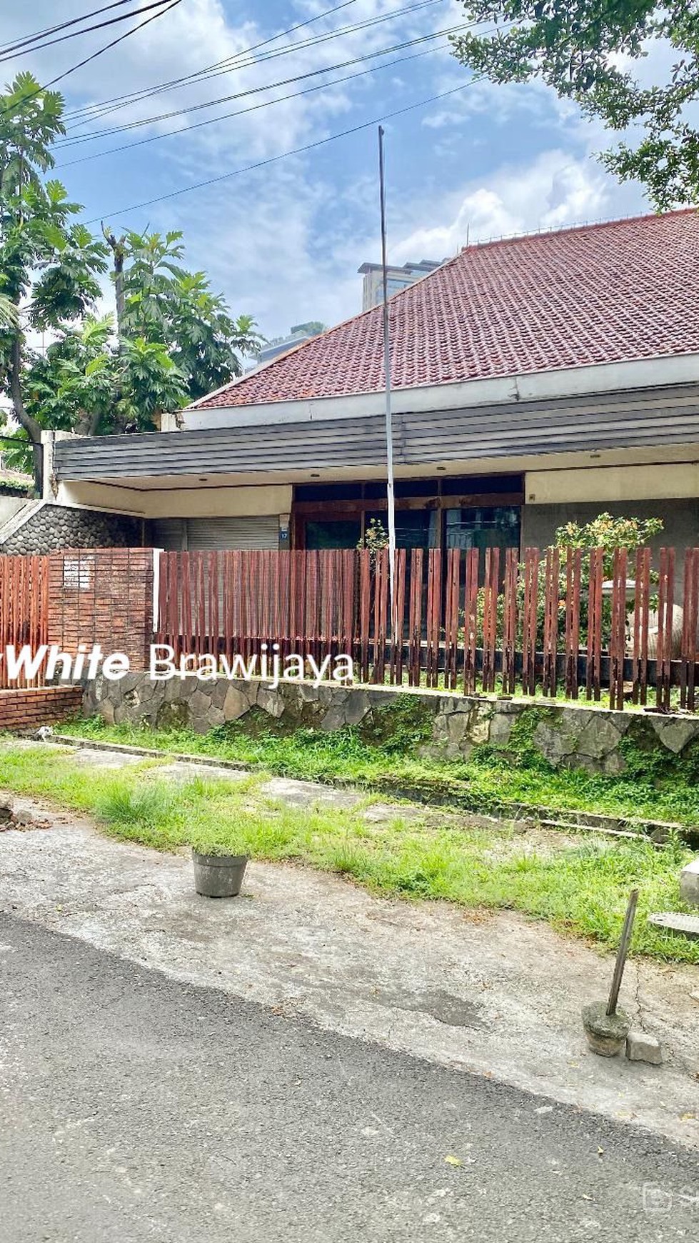 Rumah Hitung Tanah Area Cipete