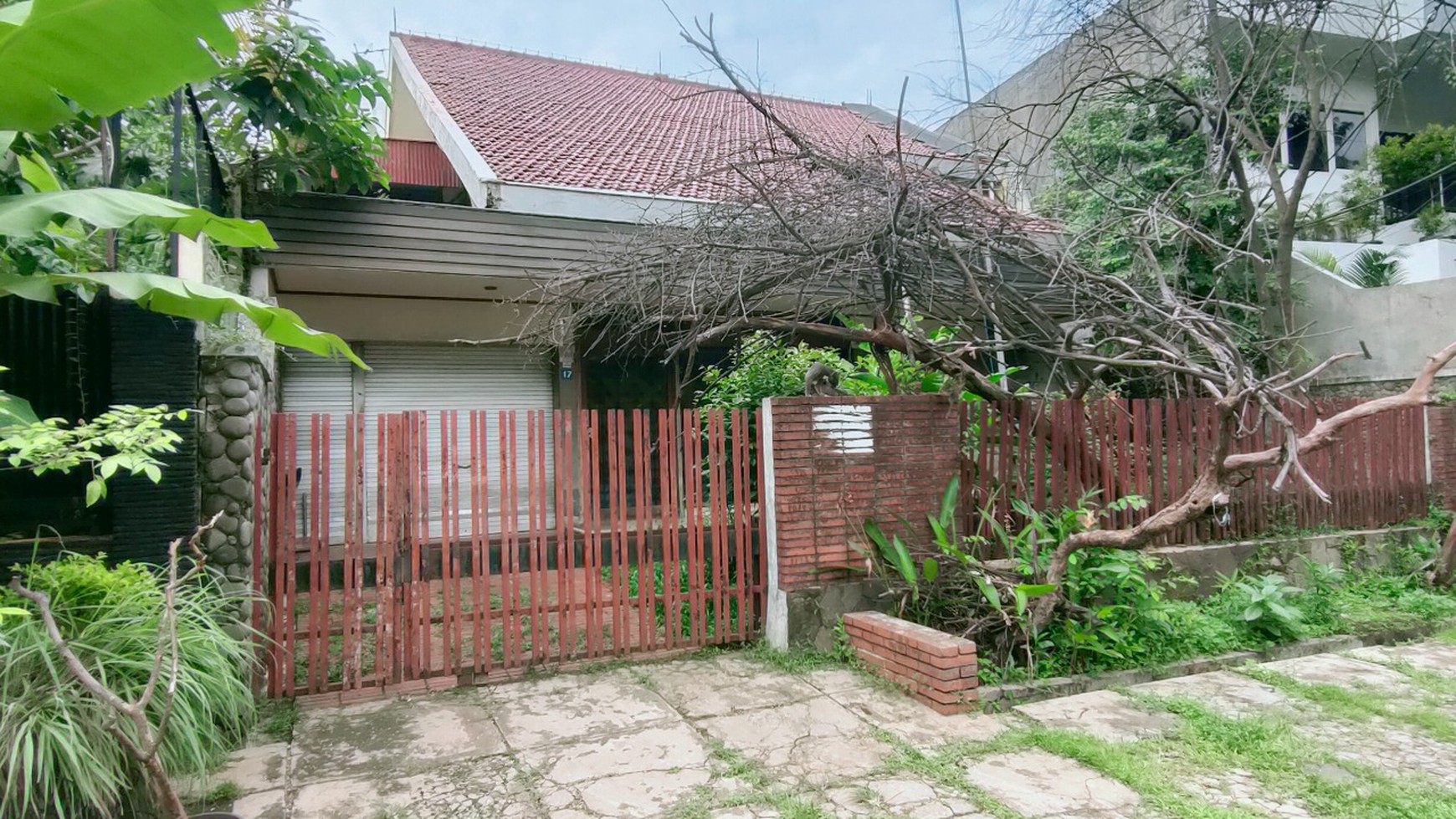 Rumah Hitung Tanah Area Cipete