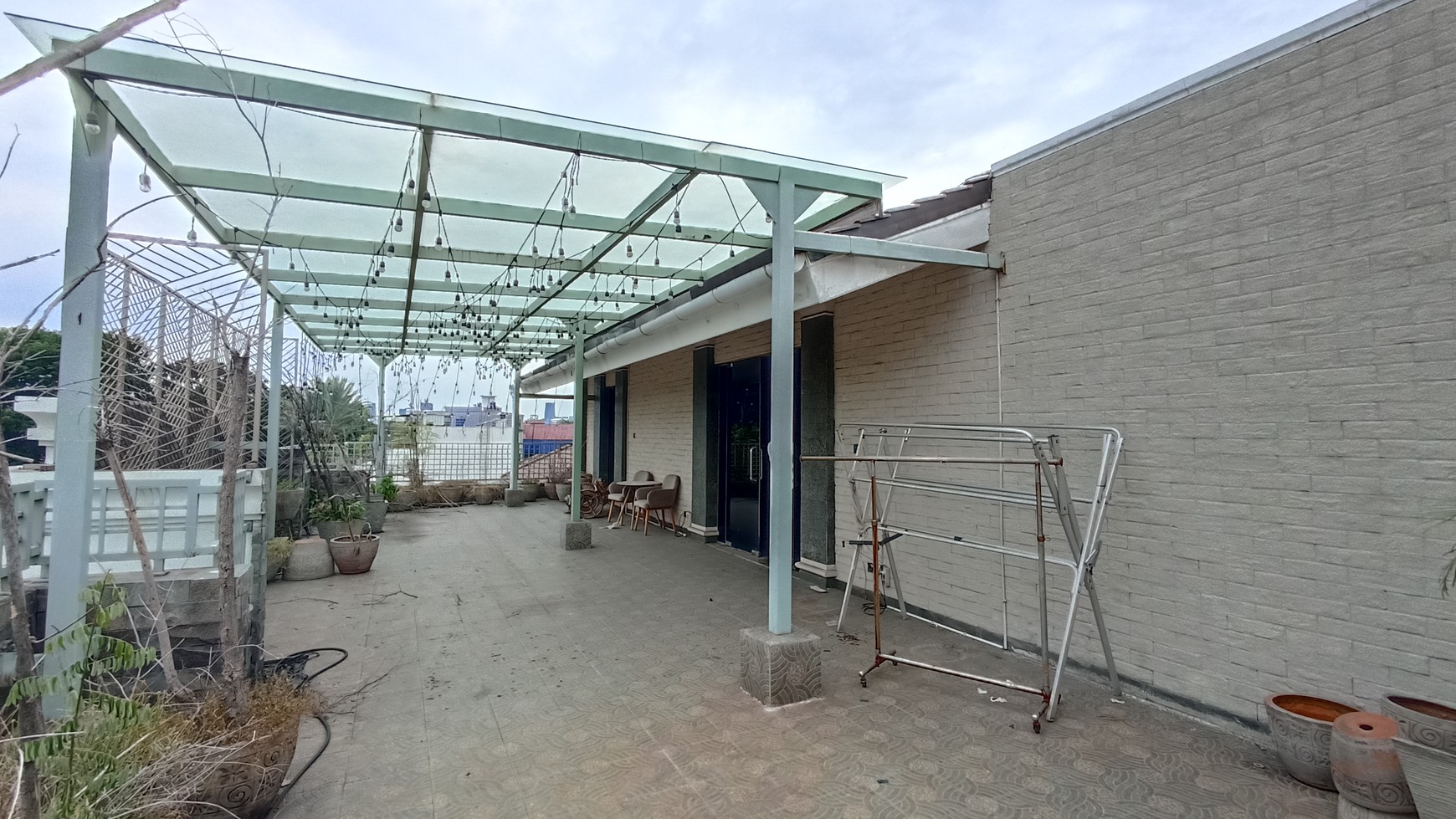 Rumah Hitung Tanah Area Cipete