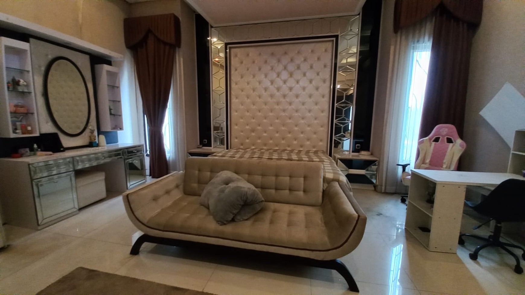 Rumah Hitung Tanah Area Cipete